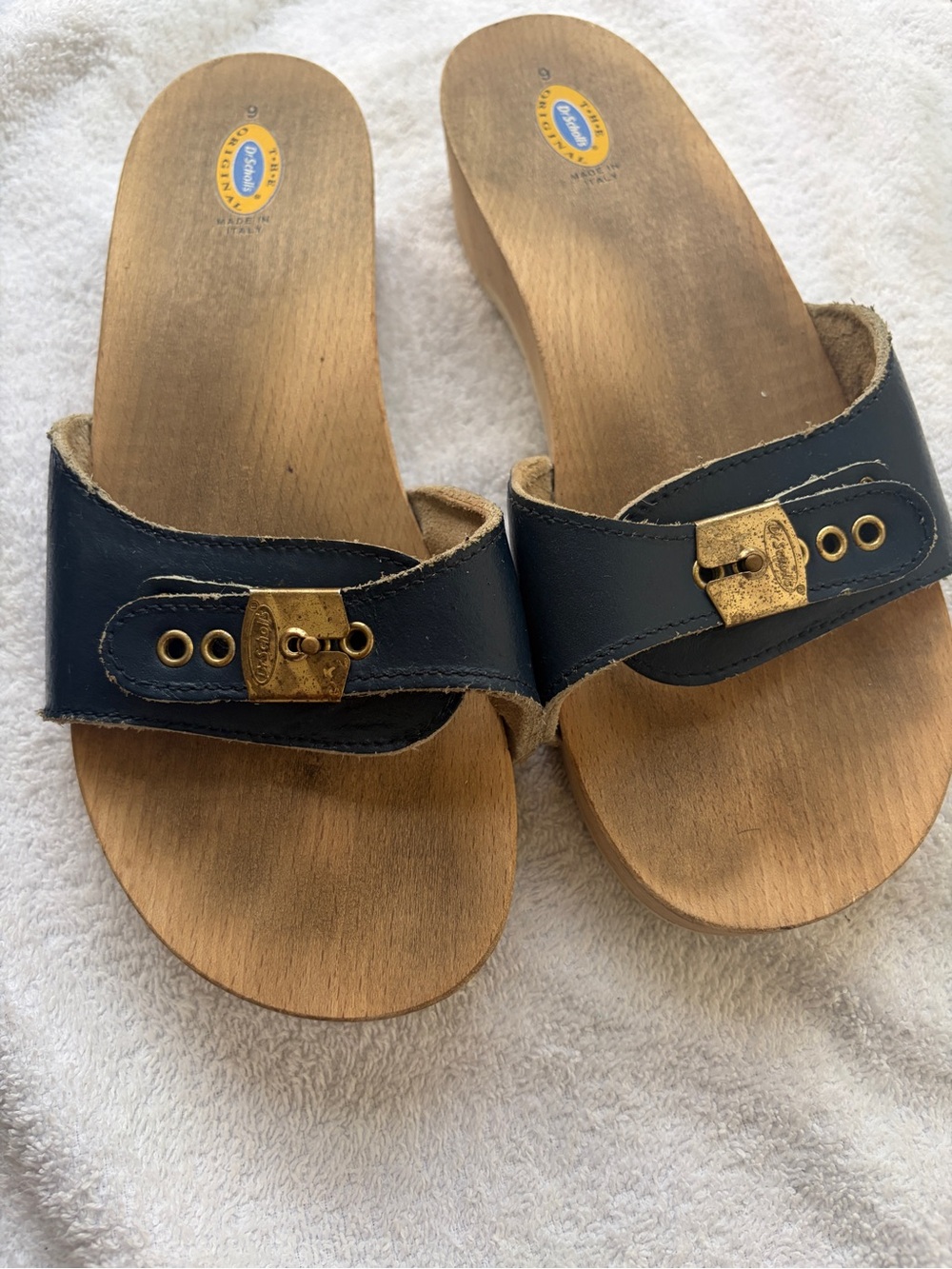 Dr Scholls Original wooden clogs - Navy with Gold Buckle - sz 9